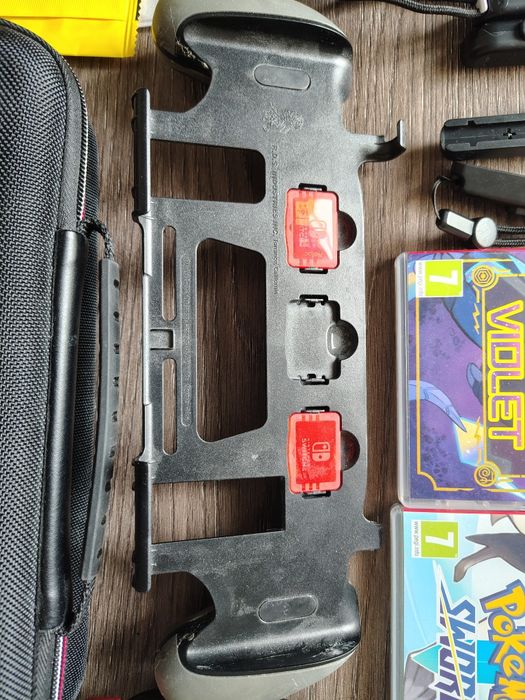 Konsola Nintendo Switch + gry i akcesoria