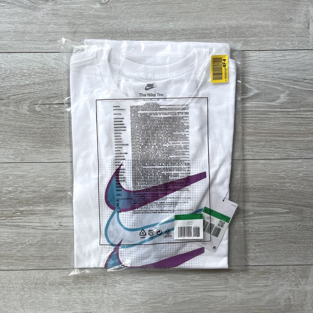 Koszulka t-shirt nike central swoosh tee logo biala white tech drill