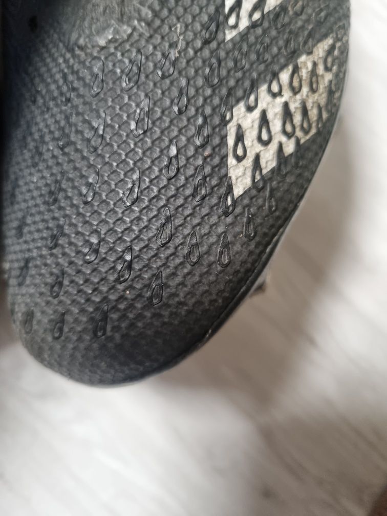 Korki adidas predator rozm 40,5