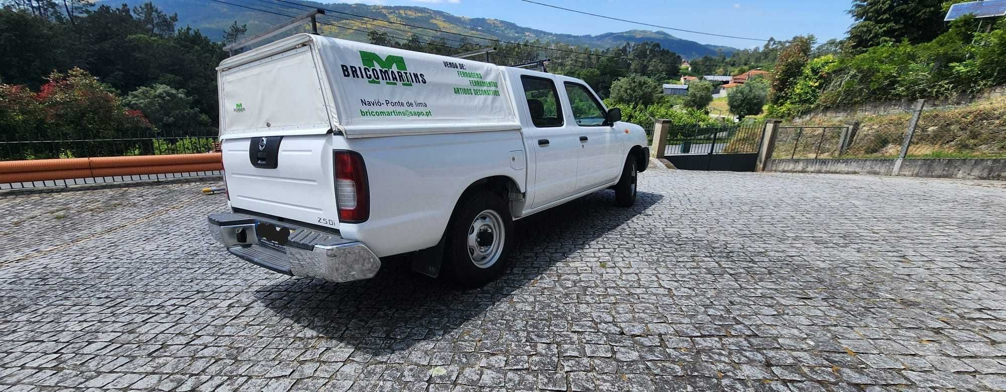 Nissan 2.5DI Muito bom estado