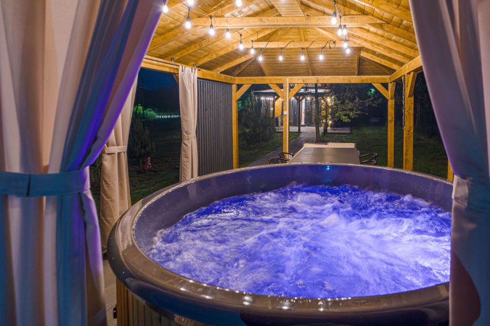 Nowoczesny domek z balią do wynajęcia na Jurze Krak- Częst