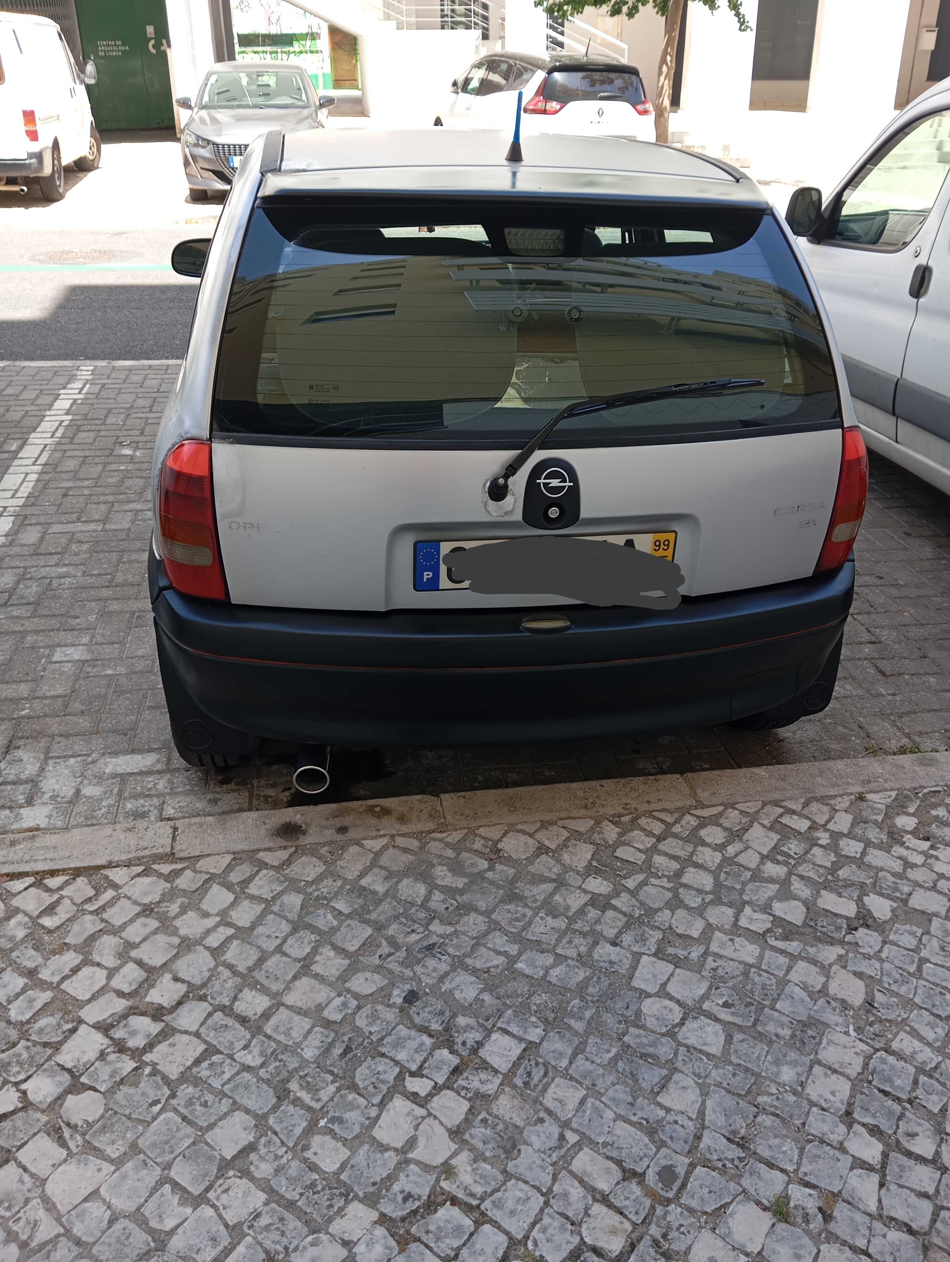 Opel Corsa 1.0 de 99