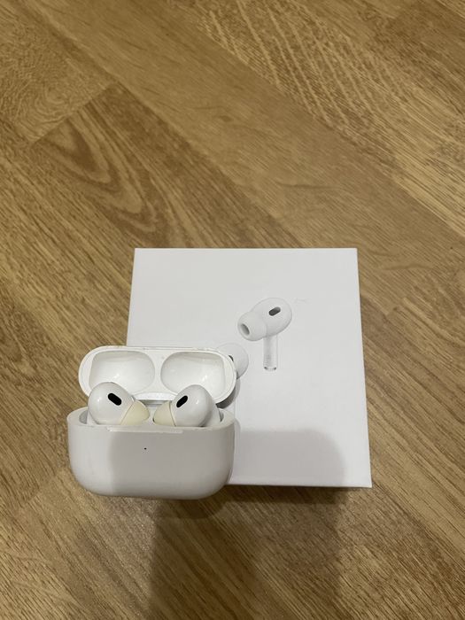 Продам не працюючі аерподс про з коробкою