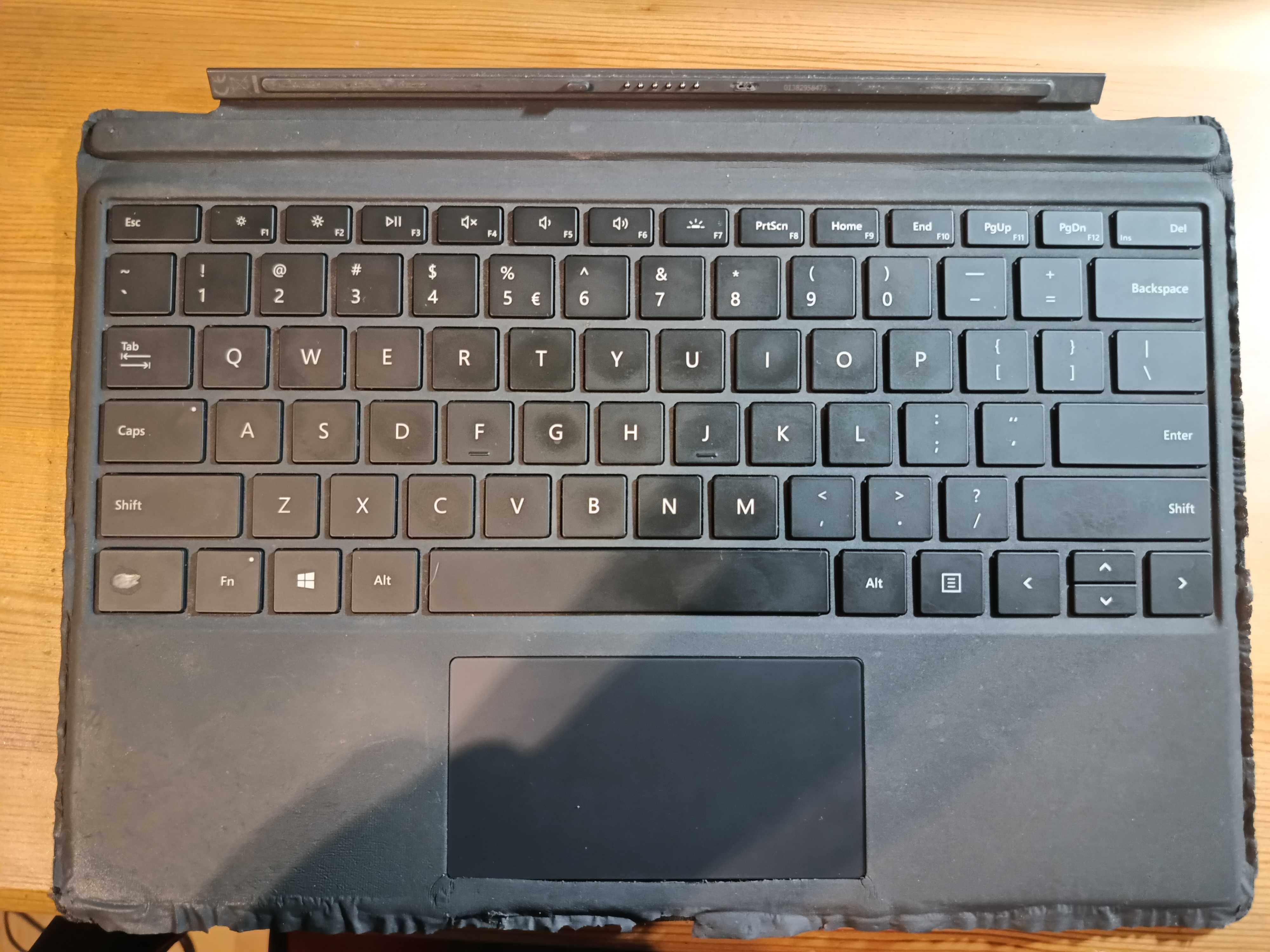 Microsoft Surface Pro 5 1796 i5 8GB 128GB + klawiatura