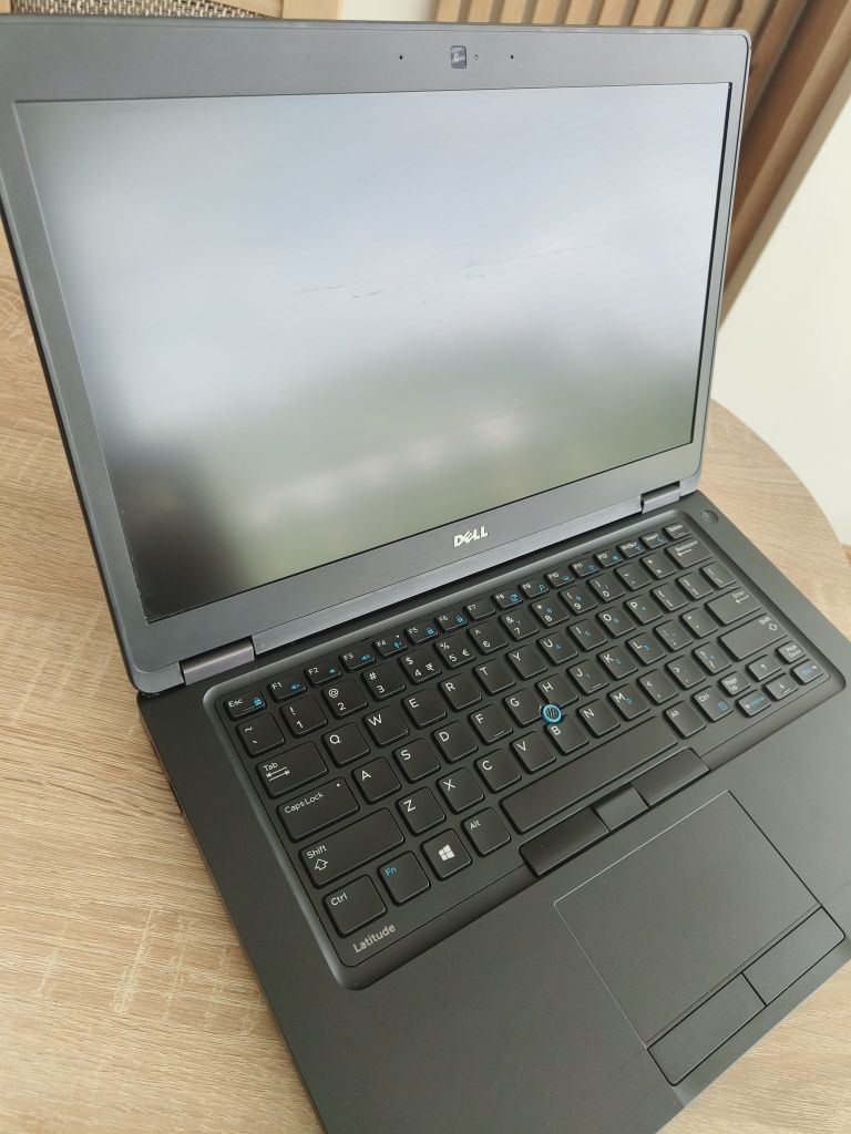 Dell Latitude 5490