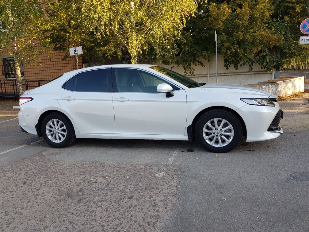 Тойота камрі (Toyota Camry) офиціал