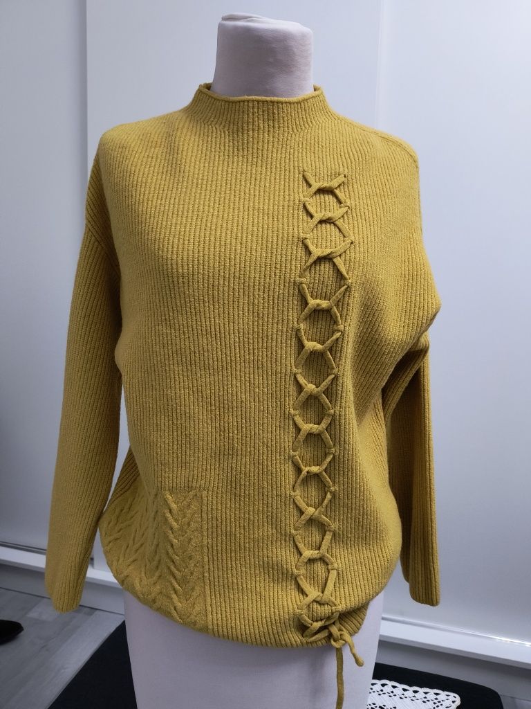 Sweter,sweterek rozmiar uniwersalny