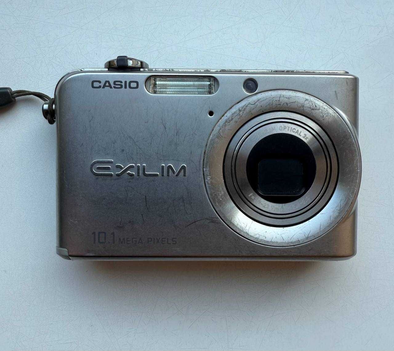 Цифровий фотоапарат Casio Exilim EX-Z1000