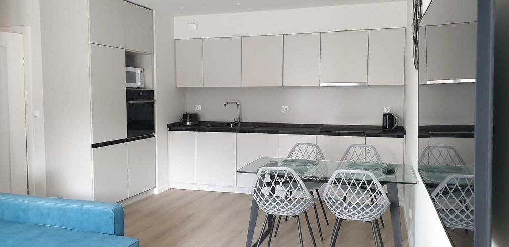 Trzypokojowe mieszkanie z miejscem postojowym w centrum Gdańska