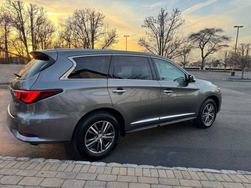 2018 Infiniti QX60 Base