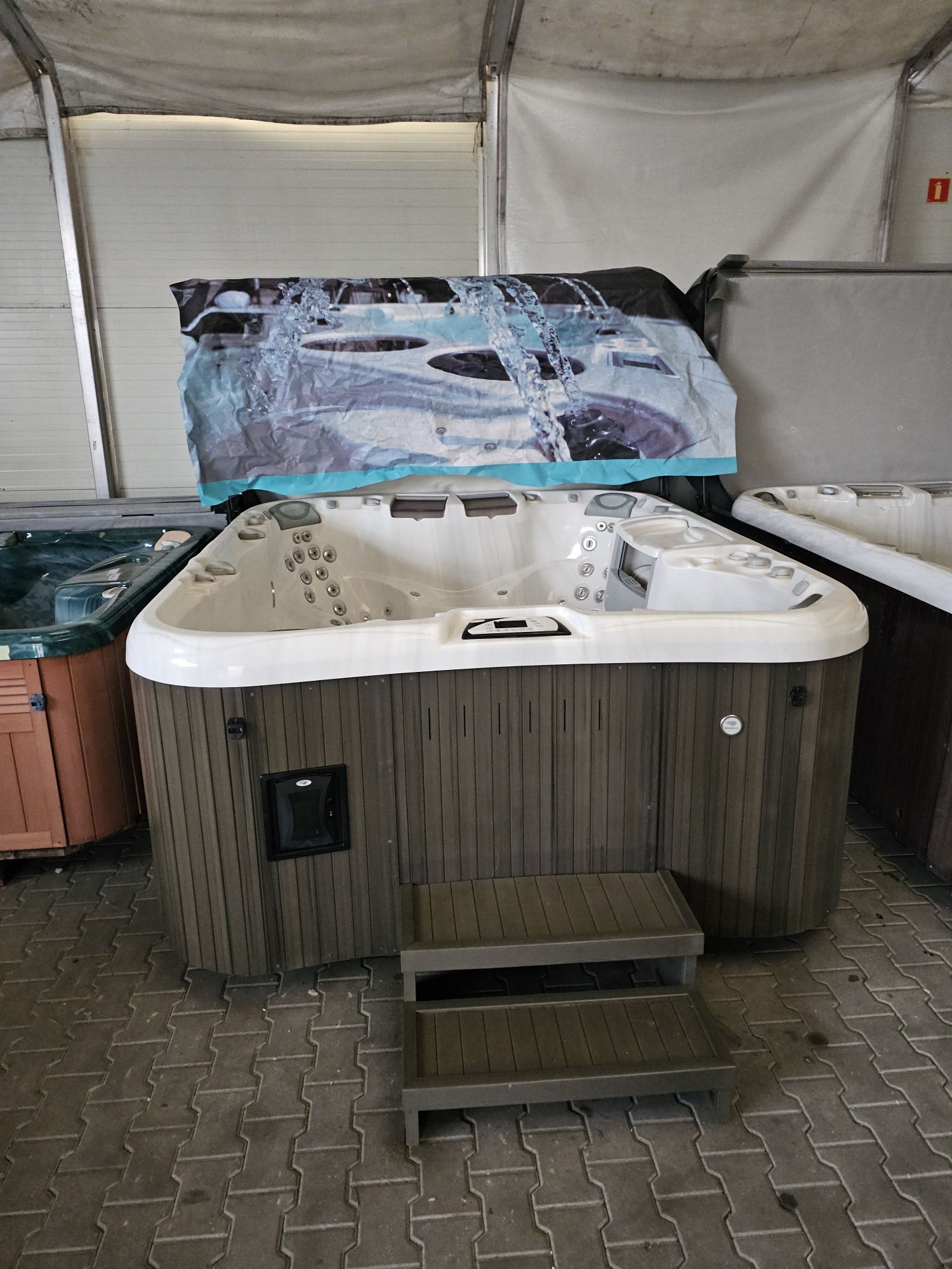 Sundance spas maxxus 280x230cm model krolewski jacuzzi