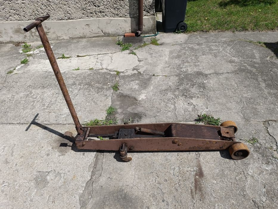 Żaba, lewarek, podnośnik hydrauliczny duży (cena do negocjacji)