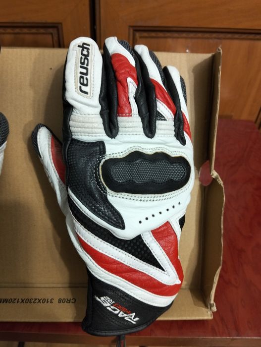 Шкіряні мотоперчатки Reusch.