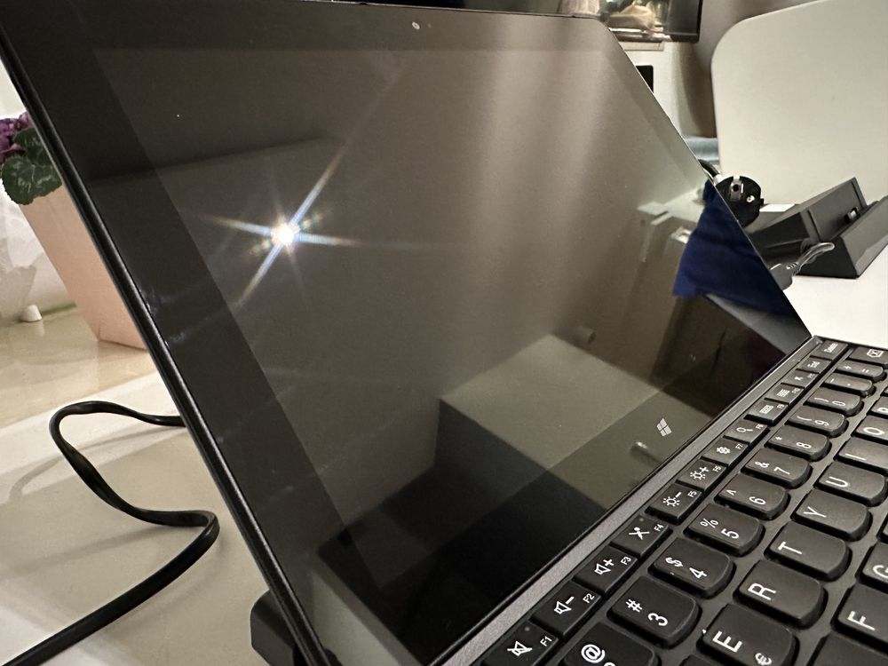 Tablet Lenovo Thinkpad IBM 10 Atom 4/64 klaw dock stan idealny