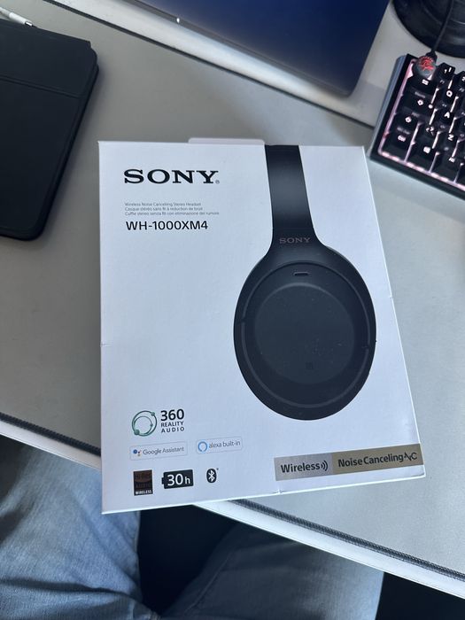 Sony WH-1000XM4 headphones