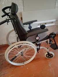 Продам инвалидное многофункциональное кресло коляска