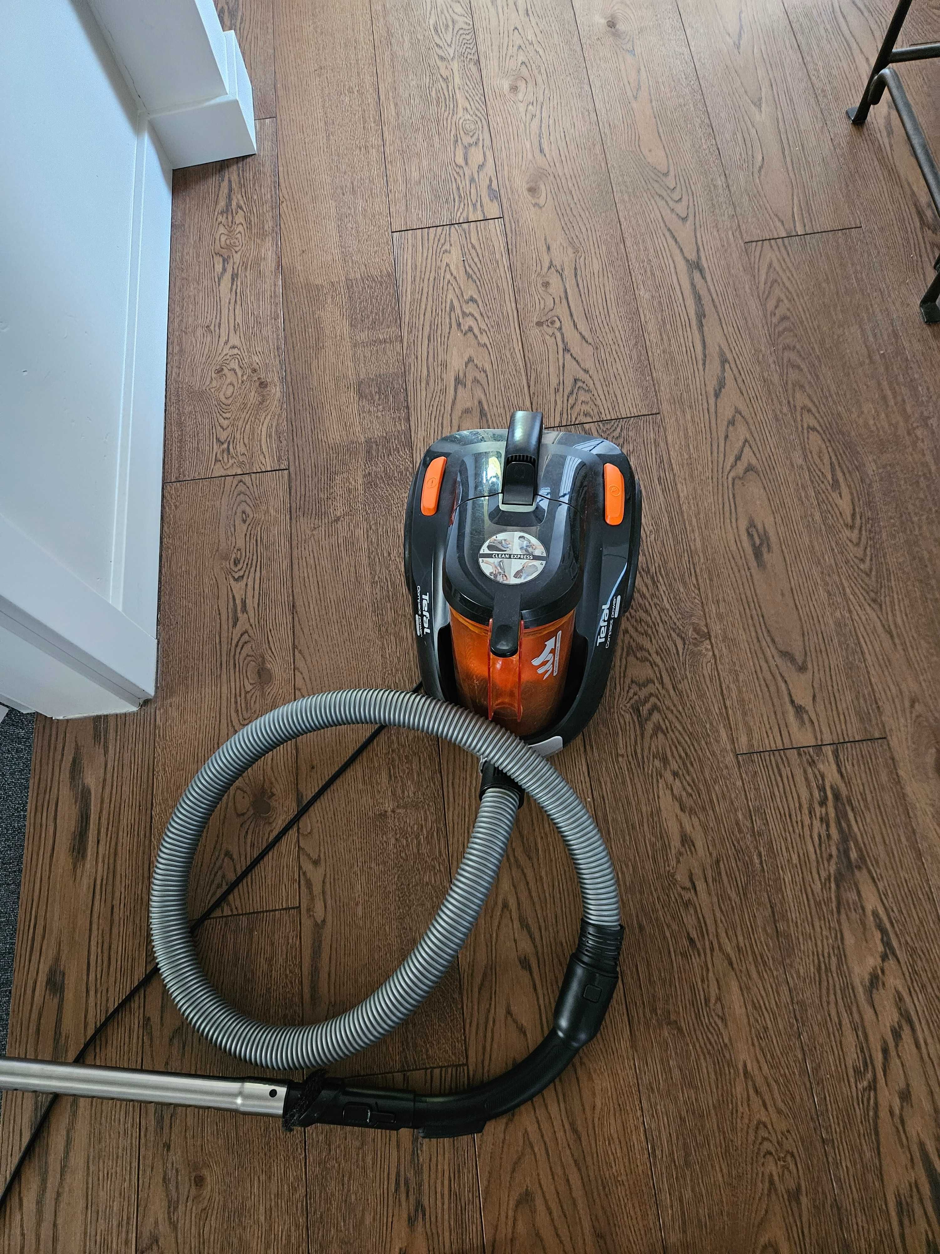 Odkurzacz TEFAL comact power cyclonic 750W