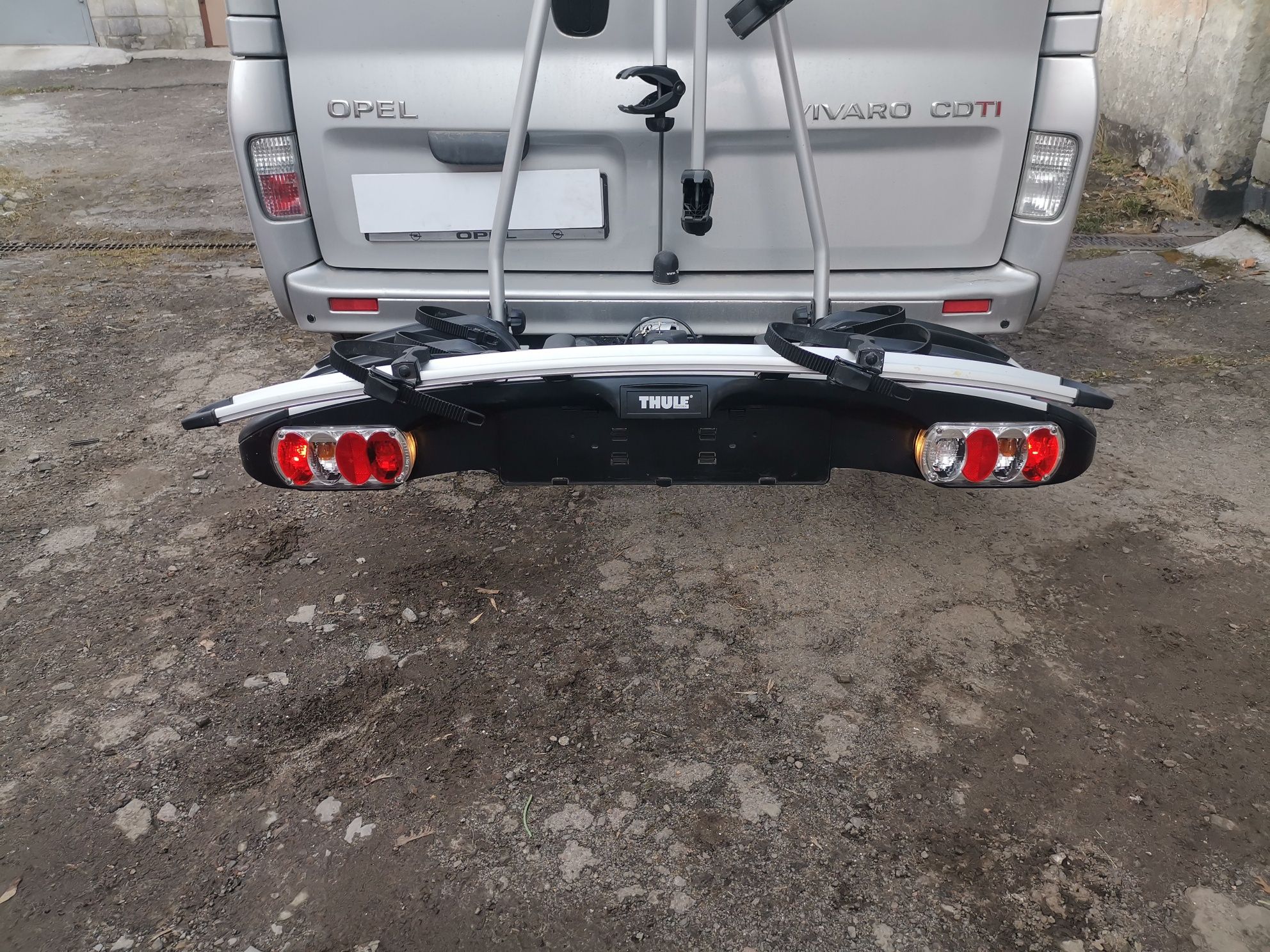 Thule G5 велокріплення на фаркоп 3+1