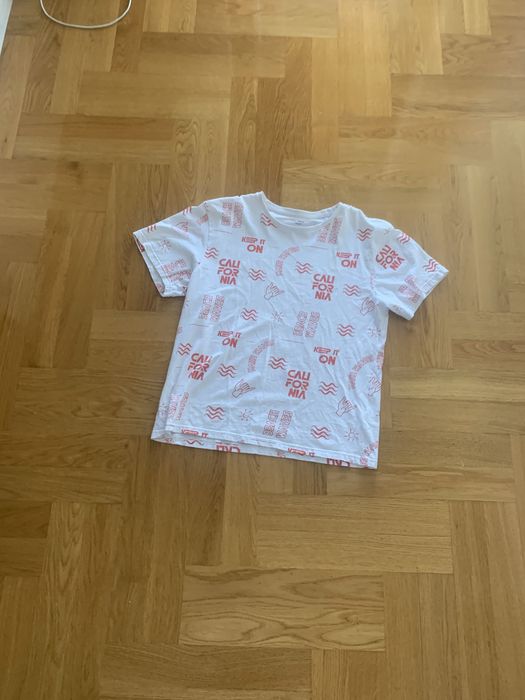 Koszulka firmy reserved