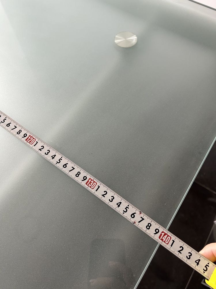 Mesa de cozinha com tampo vidro