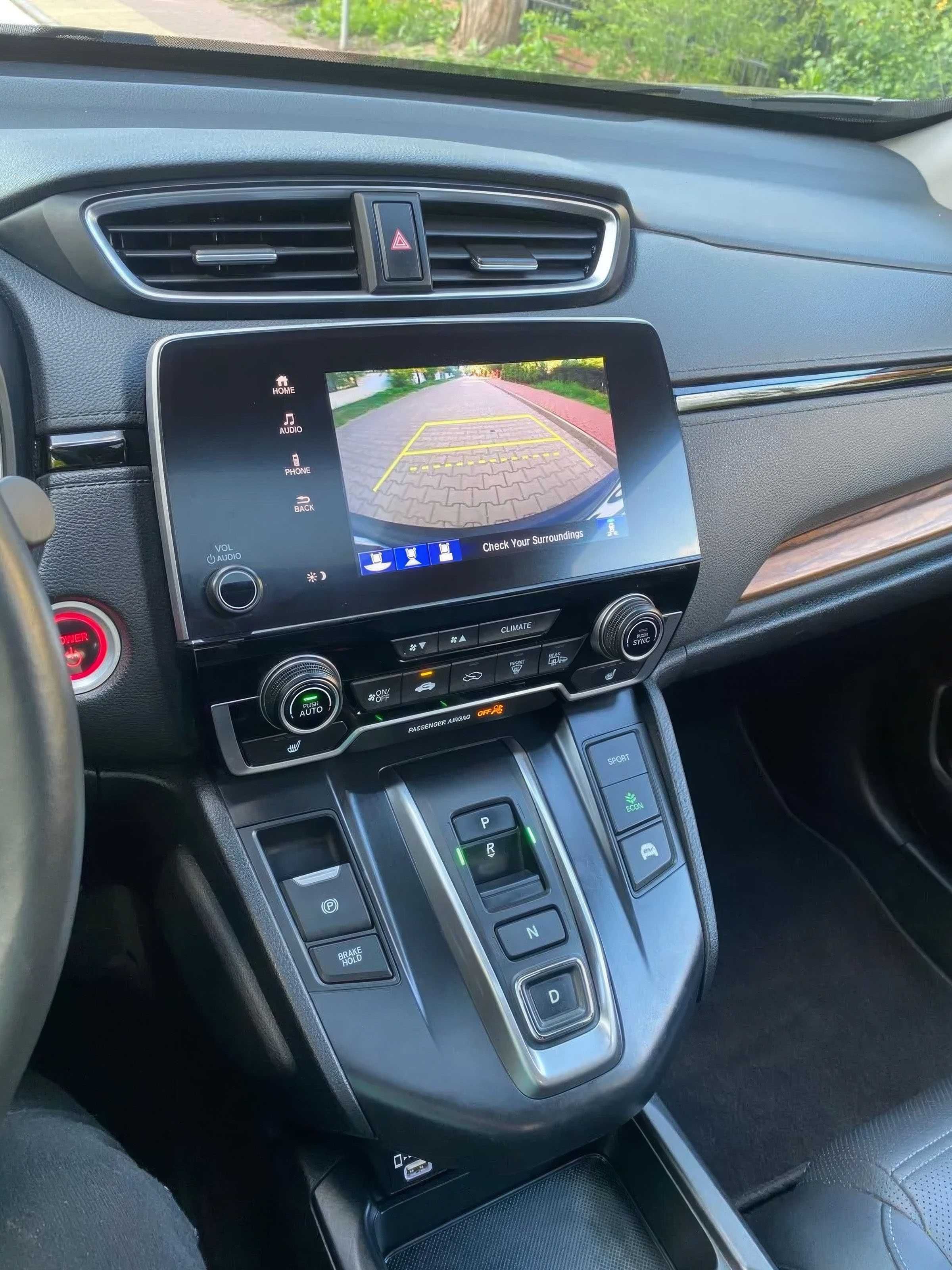 Honda	CR-V Hybrid EX	2022