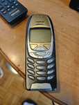 Nokia 6310i pęknięta obudowa baterii