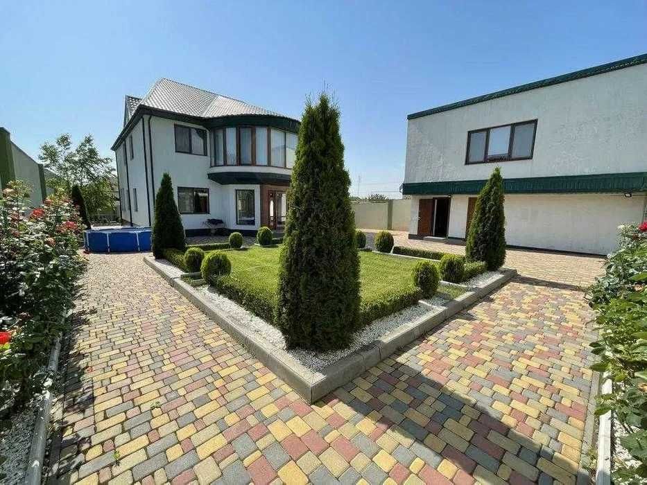 (13) Продам вишуканий будинок в с.Сухий Лиман