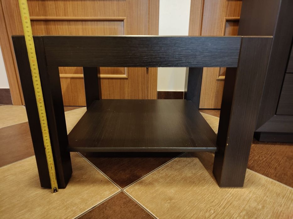 Dwie komody oraz stolik