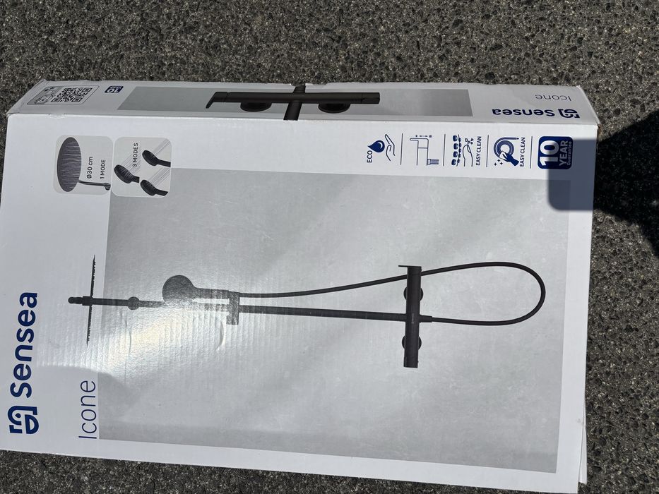 Conjunto de duche com torneira preto Sensea Icone.