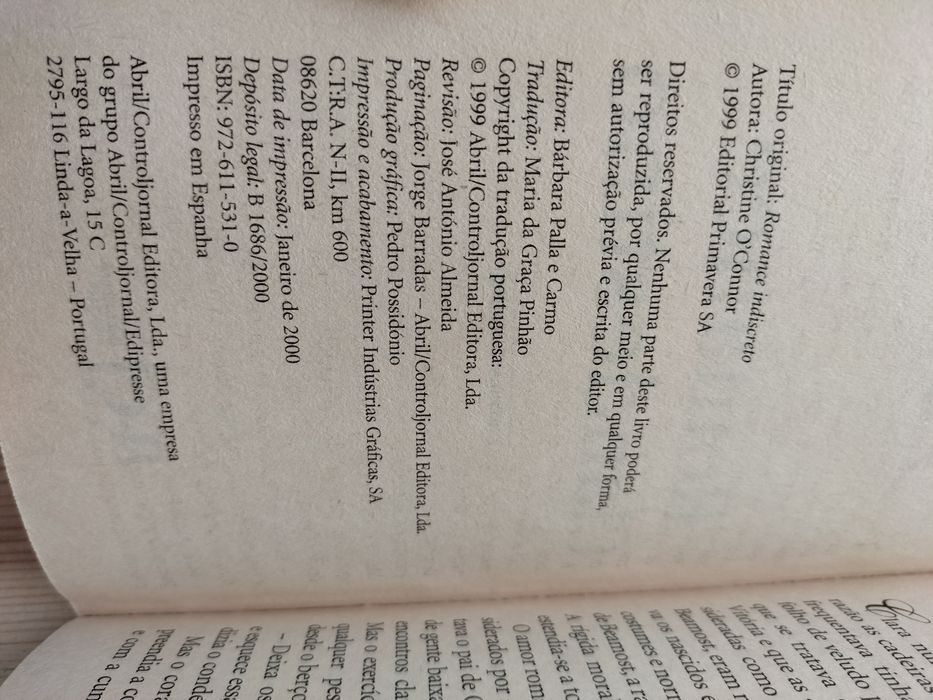 Livro "Romance Clandestino"