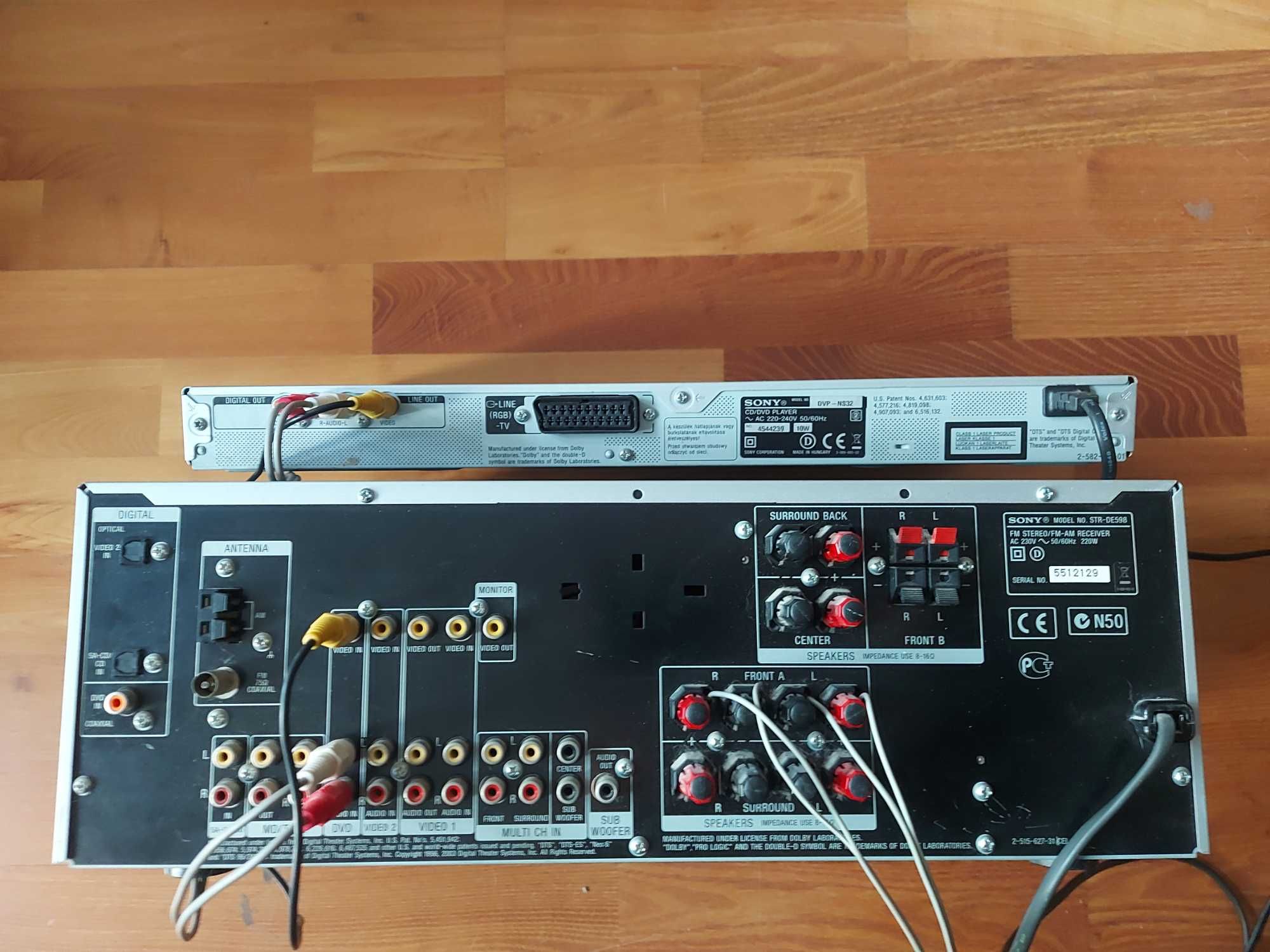 Zestaw SONY amplituner + odtwarzacz płyt CD/DVD + kolumny