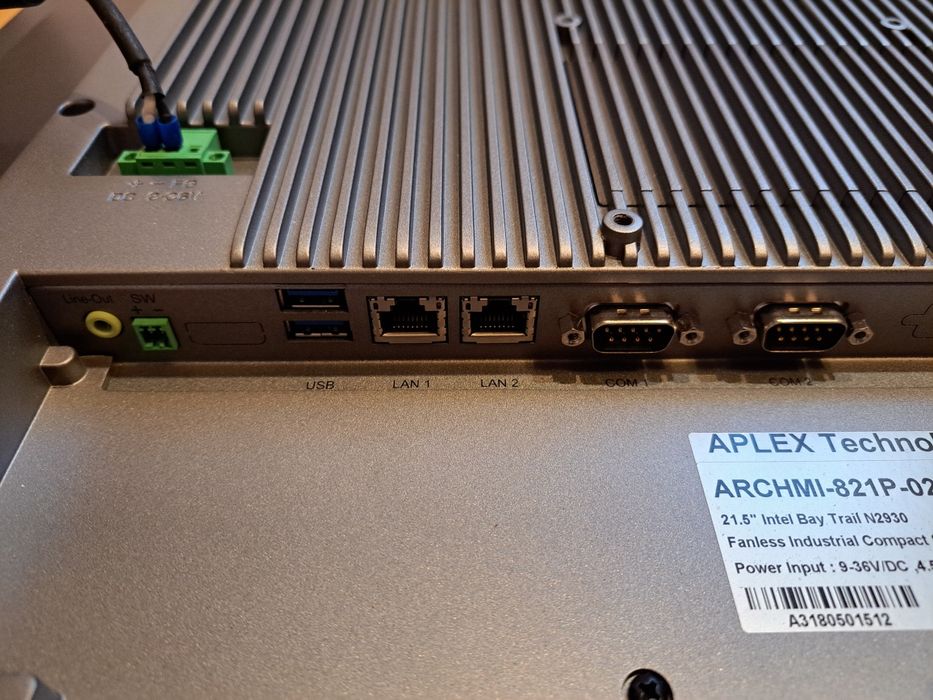 Dotykowy All in One przemysłowy 21,5'' Archmi 821P-02 Intel 4GB