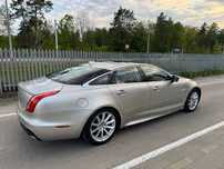 Jaguar XJ Auto w PL / Mały przebieg / do lakierowania