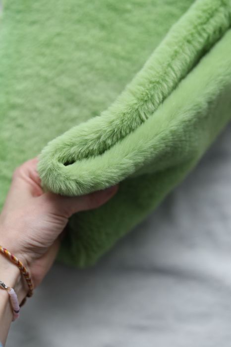 Мʼяка норка, зеленого кольору 50х50см