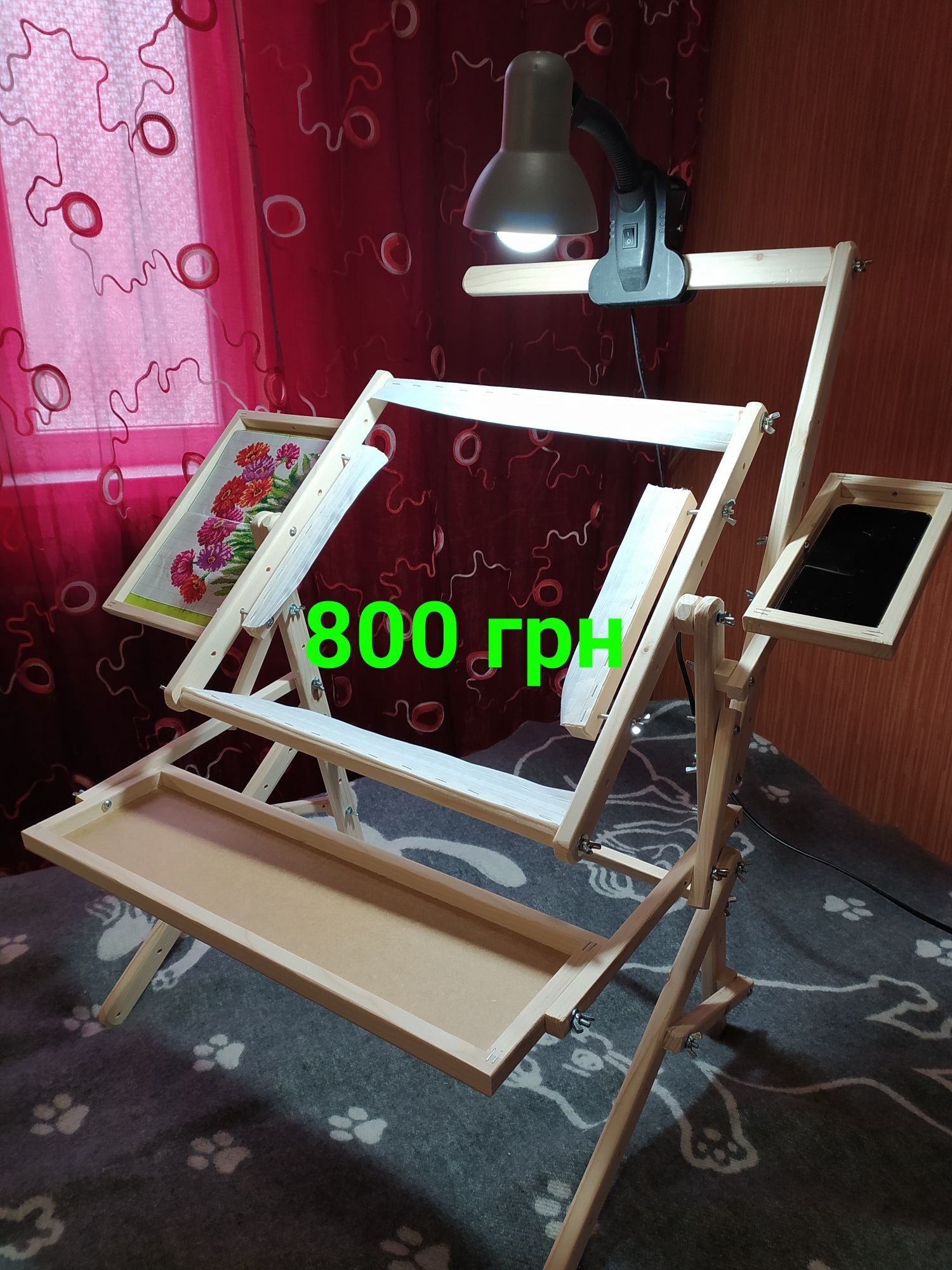 П'яльця, верстат для вишивання хрестиком та бісером