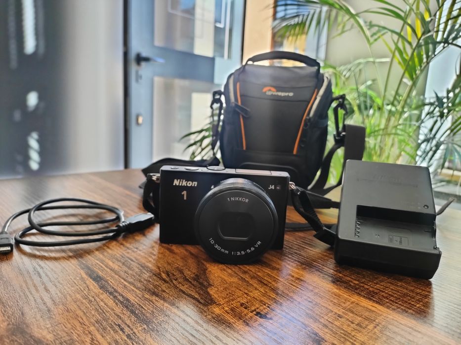 Aparat Nikon 1 J4
