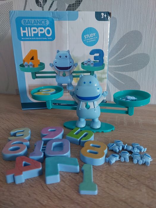 Математичні ваги бегемотик