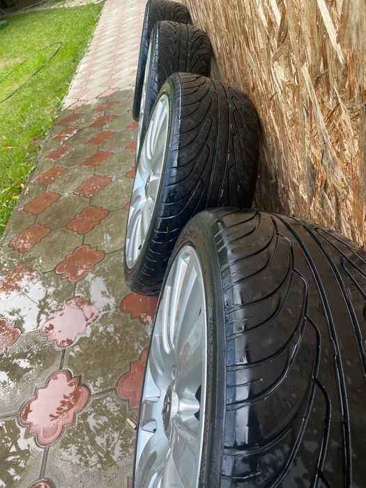 Титани з резиною