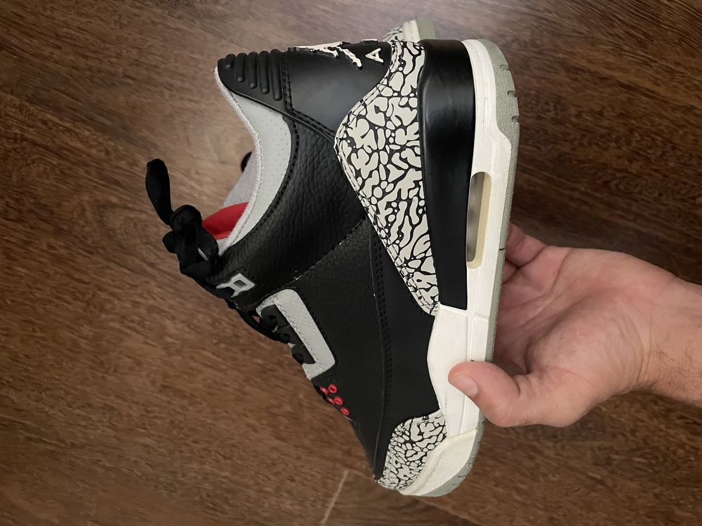 Air Jordan 3 Retro OG black cement