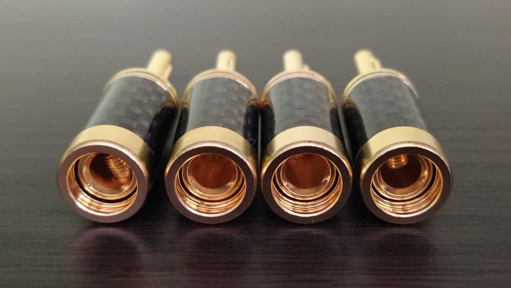 wtyk głośnikowy banany Valab Carbon CuTe Gold