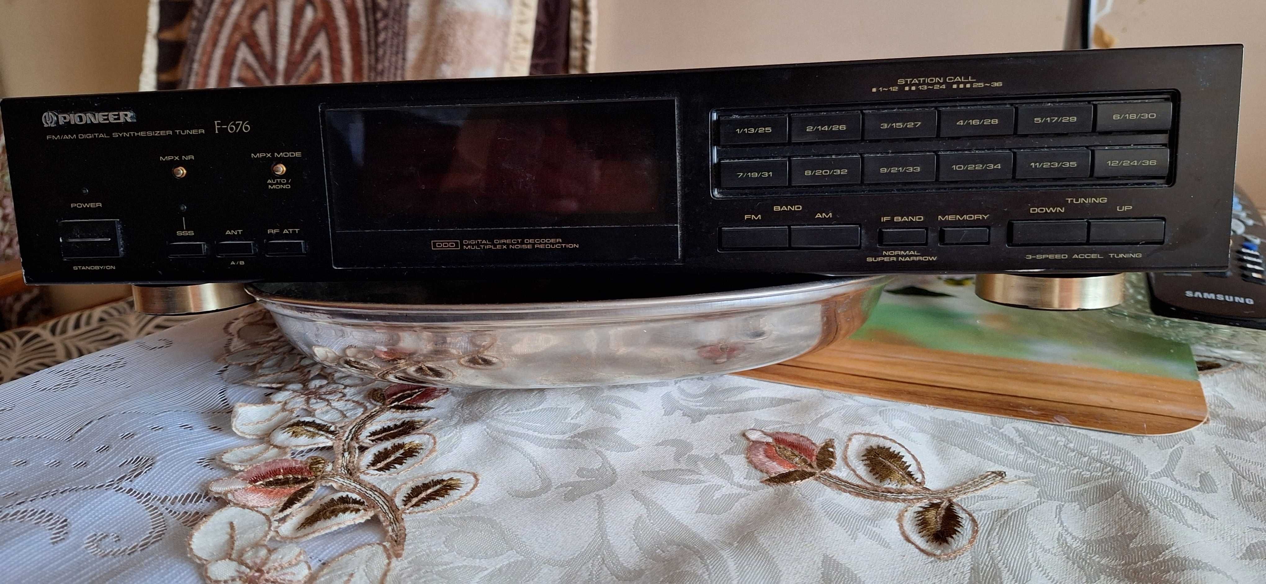 Tuner Pioneer  , F 676 , sprawny
