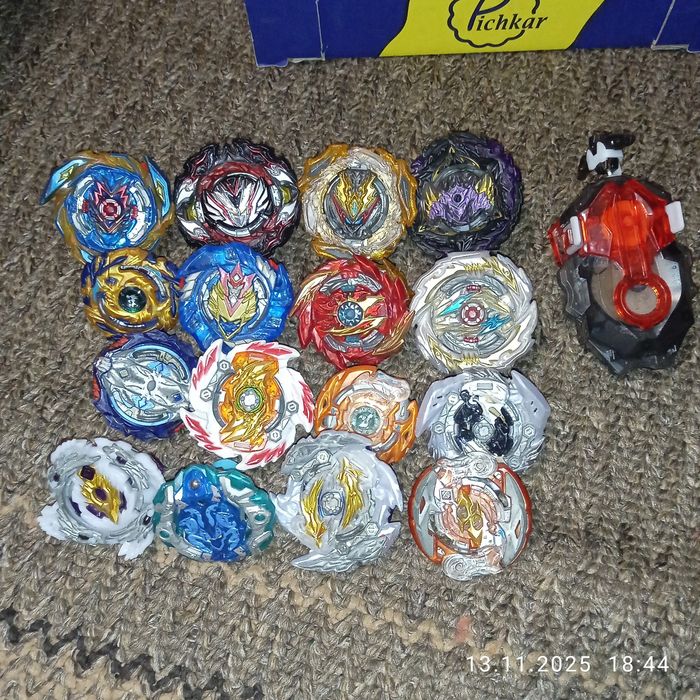 продам бейблейди