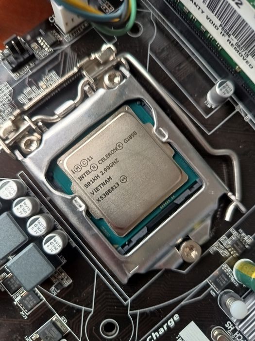 Zestaw płyta główna procesor Intel RAM grafika plus GRATIS