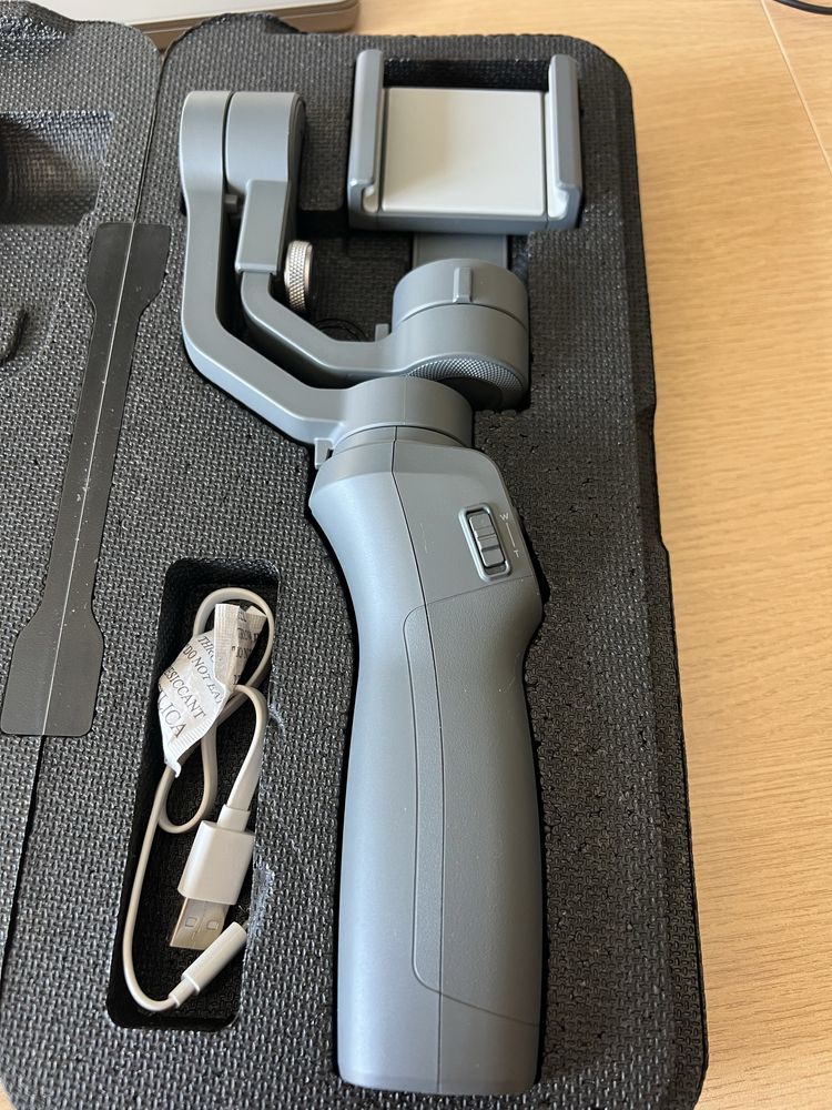 Estabilizador Gimbal DJI Osmo Mobile 2
