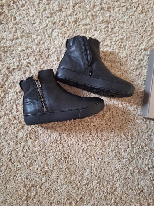 Зимові шкіряні черевики від vagabond