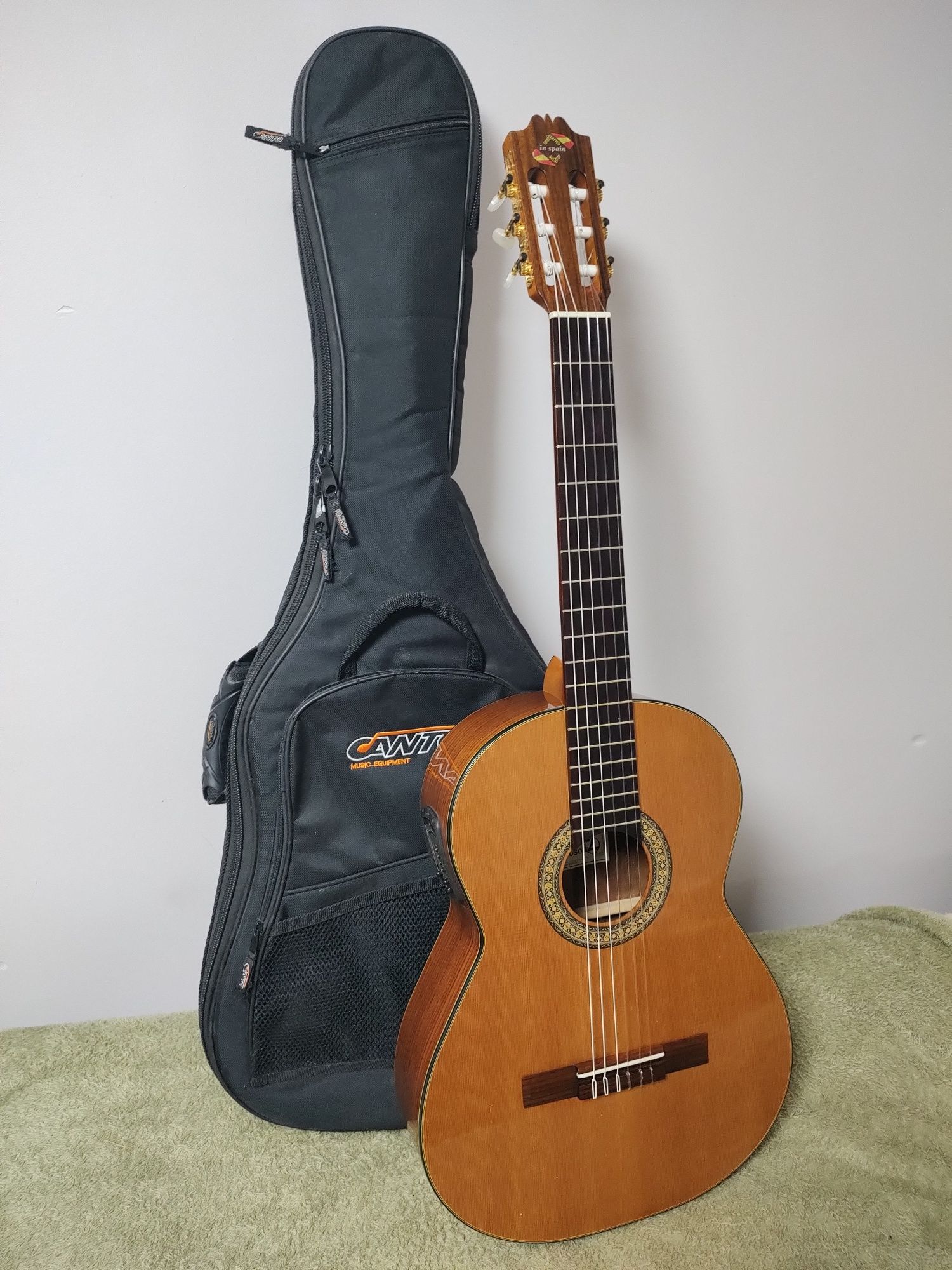 Admira Vitruoso E gitara elektroklasyczna SOFTCASE Palisander i Cedr !
