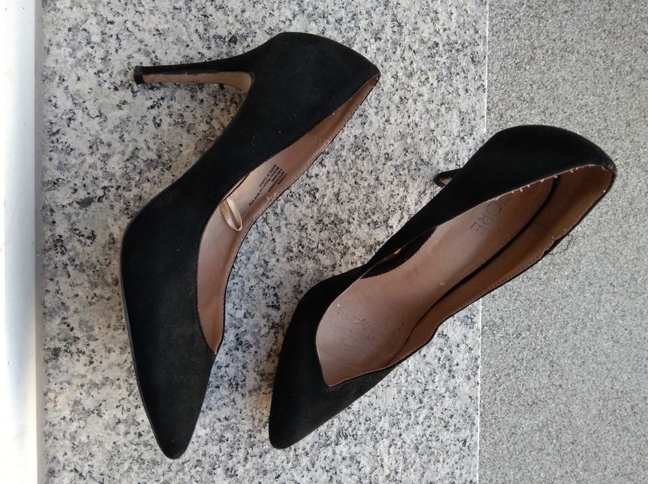 Czarne szpilki zamsz 38 Fiore