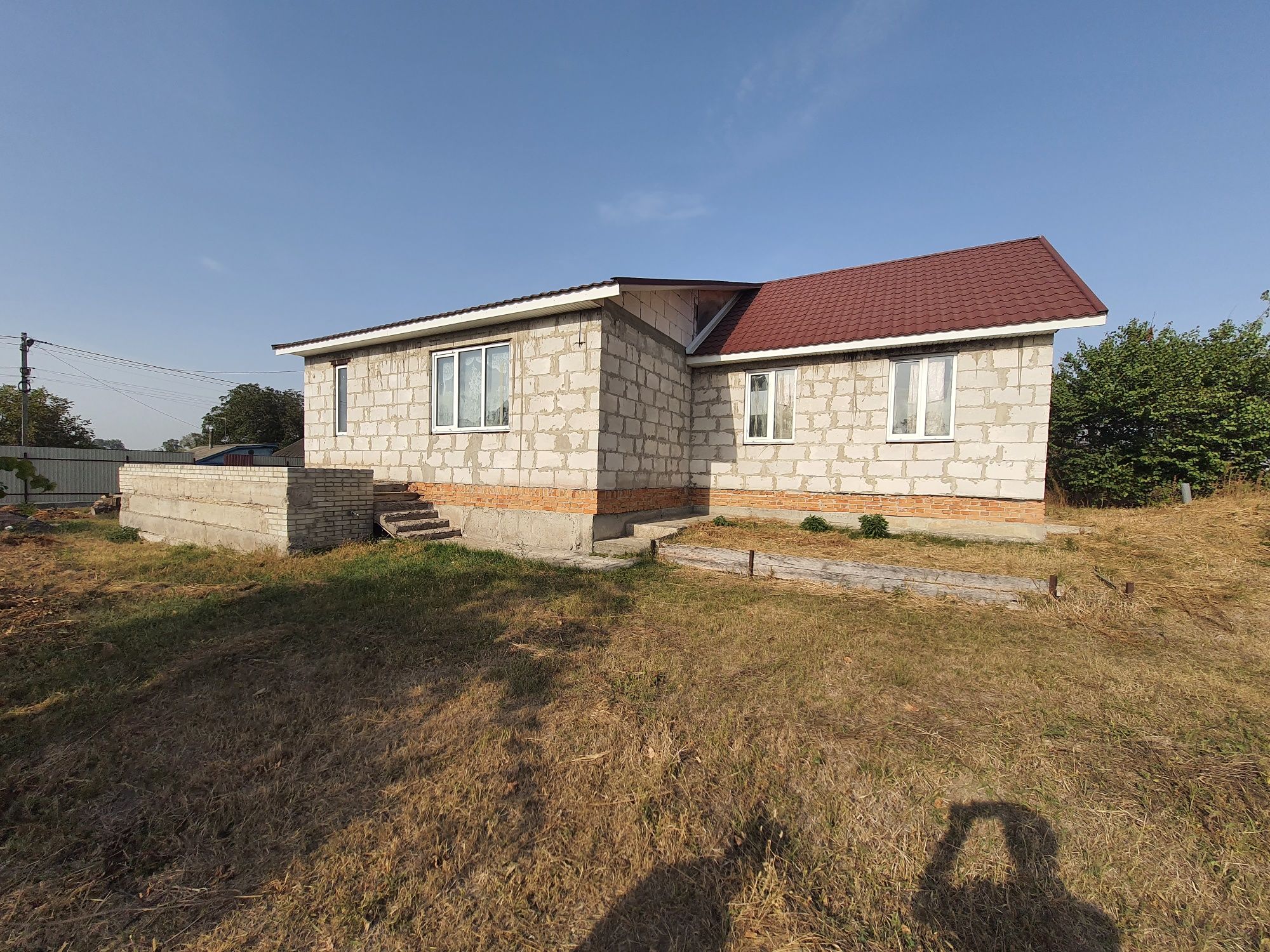 Продам Будинок с. Іванків, 20 соток, 120м2, 31Кв- елек. асф.під'їзд!