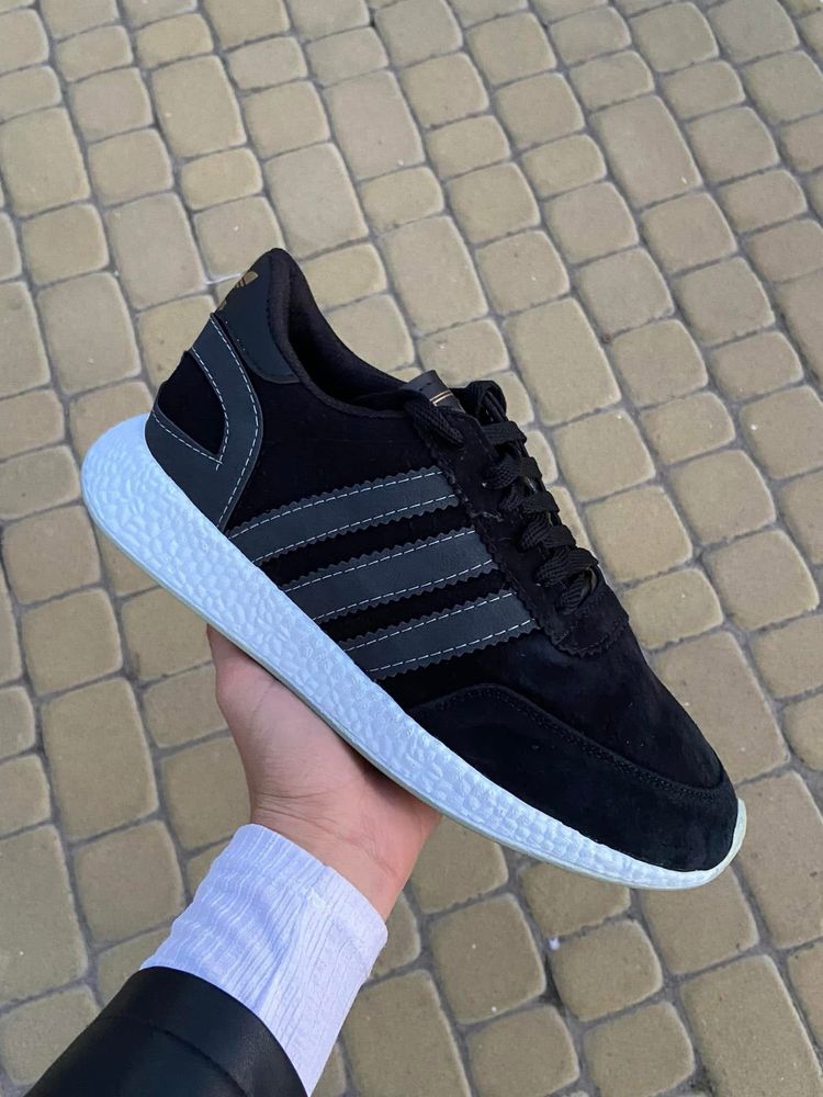 Чоловічі кросівки Adidas Iniki чорні,бежеві