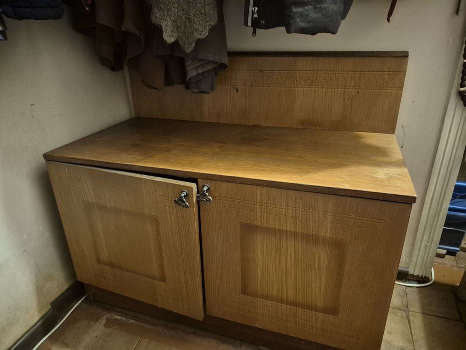 Тумба під телевізор ,для речей